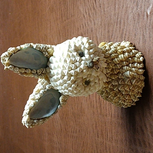 Seashell Easter Bunny Rabbit - Picture 1 of 7